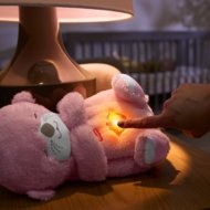 FISHER PRICE hingav kõhuga ööbik roosa, JLJ33