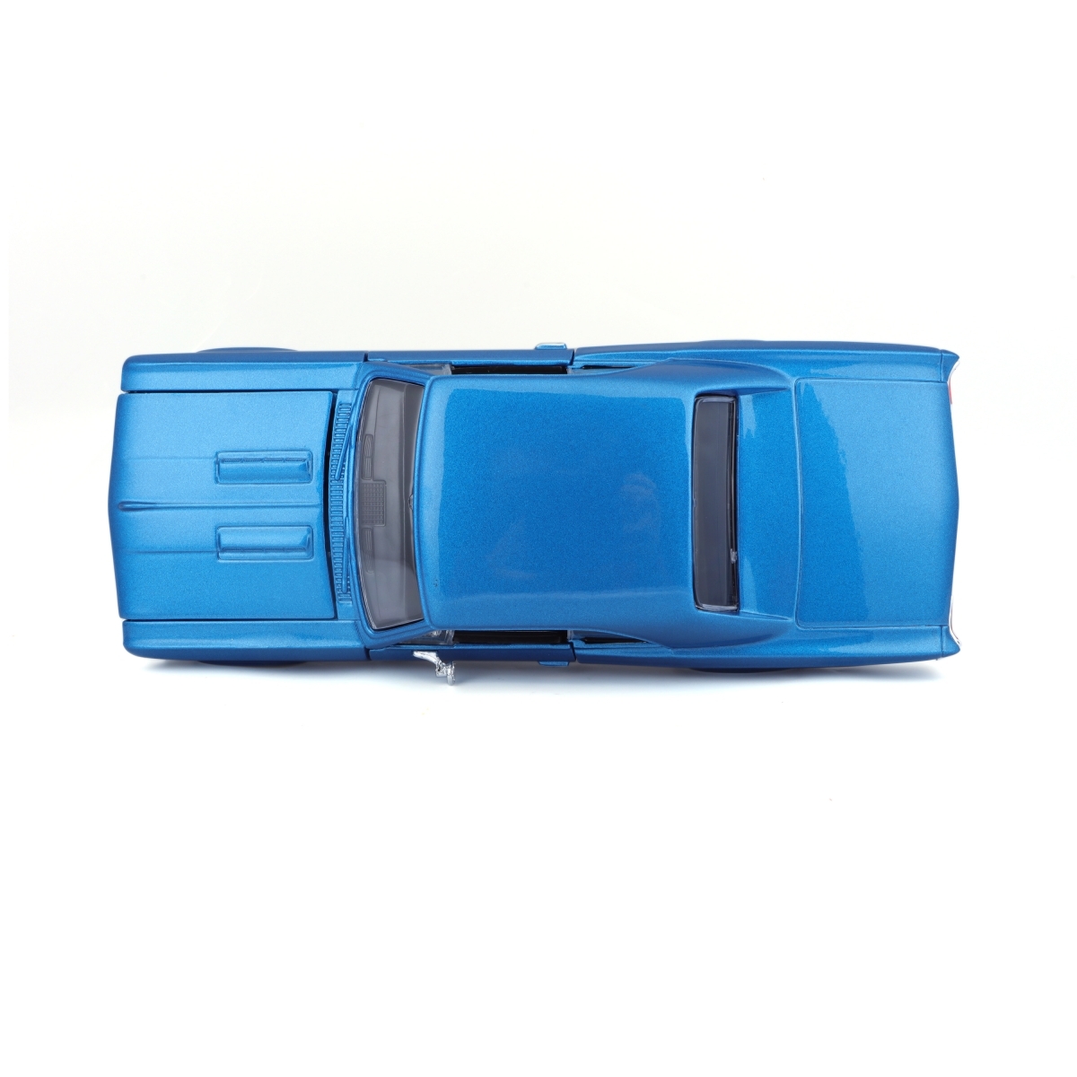 MAISTO DIE CAST 1:24 Special edition Auto mudel 1966 Chevrolet Chevelle ...