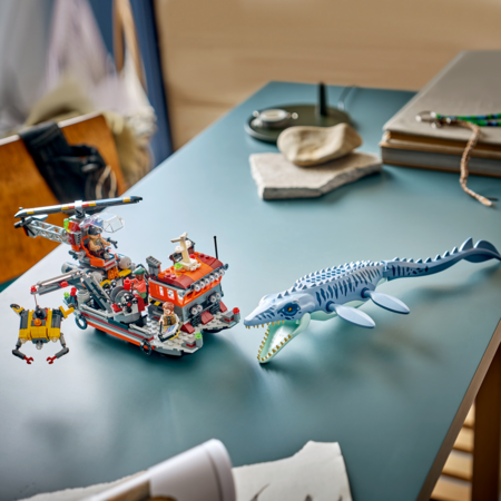 77983 LEGO® Jurassic World: Mosasauruse paadirünnak 