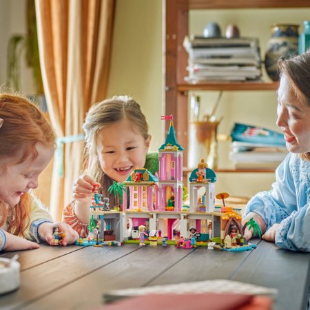 43267 LEGO® Disney Princess™ Printsessi loss ja kuninglikud lemmikloomad 
