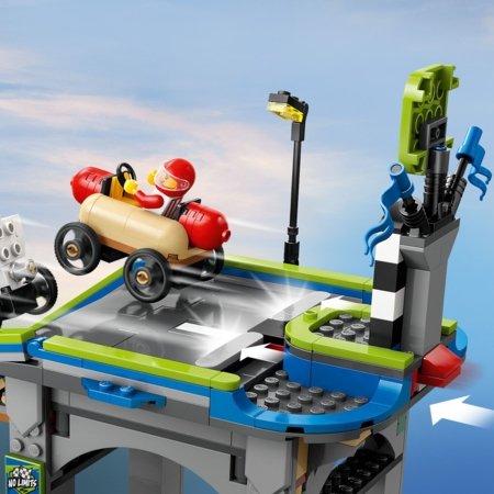60460 LEGO® City Great Vehicles Piiranguid pole: võidusõiduauto kaldteerada 