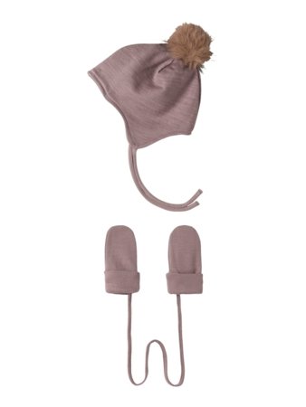 NAME IT hat and gloves, 13247454 34-39 