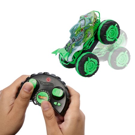 HOT WHEELS MONSTER TRUCKS RC maastur Mutant Mega Wrex 1:15, JMM76 
