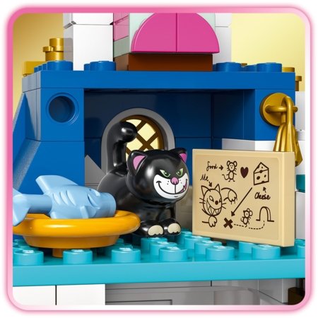 43275 LEGO® Disney Princess™ Tuhkatriinu loss ja hobusevanker 
