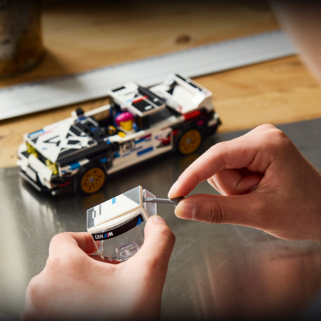 77263 LEGO® Speed Champions BMW M3 (E30) 