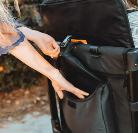 WONDERFOLD sportkäru neljale W4 LUXE, volcano black, W4LUX-BLK 