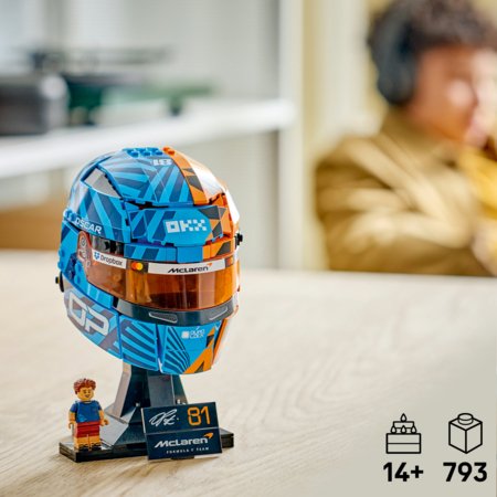 43017 LEGO® Editions McLaren Mastercard F1® Team Oscar Piastri kiiver 