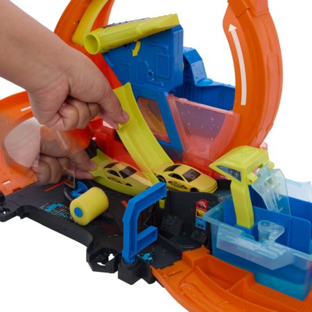 HOT WHEELS CITY mega tsükliga autopesula, JHL97 