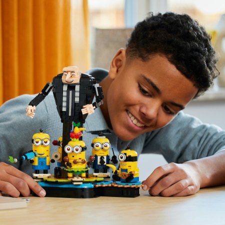 75582 LEGO® Despicable Me Klotsidest kokkupandavad Gru ja Käsilased 