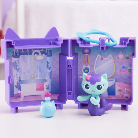 GABBY'S DOLLHOUSE nukumaja komplekt ripatsiga, 6070881 