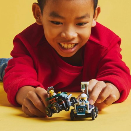 60459 LEGO® City Great Vehicles Lennuk vs haiglavoodi võidusõiduautode komplekt 
