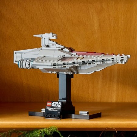 75404 LEGO® Star Wars™ Acclamator-Class Assault Ship™ 