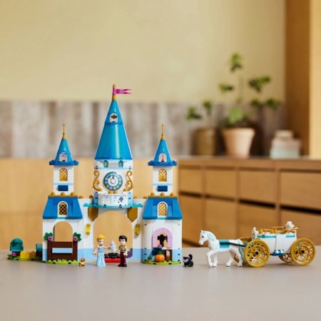 43275 LEGO® Disney Princess™ Tuhkatriinu loss ja hobusevanker 