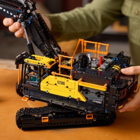 42215 LEGO® Technic Volvo EC500 Hybrid ekskavaator 