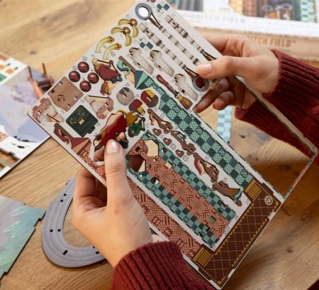 REVELL mudel Quidditch'i väli - Harry Potter: Tiny Adventures Käsitsi valmistatud miniatuursed maailmad kokkupanemiseks, 00532 