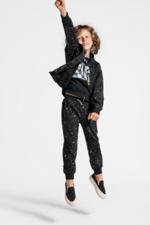 COCCODRILLO joggers WORLD OF PIXEL BOY KIDS, mustad, ZC4120102WBK-021-122, 122 cm 