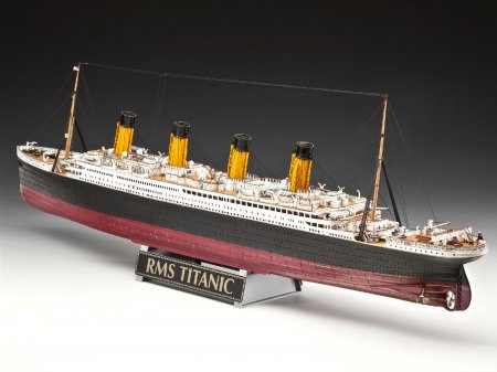 REVELL Kingikomplekt "100th Anniversary Titanic" (special edition) 05715