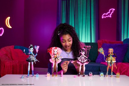 MONSTER HIGH Koletult Magus Sünnipäev – Draculaura, JBG74 
