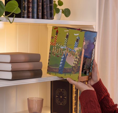 REVELL mudel Quidditch'i väli - Harry Potter: Tiny Adventures Käsitsi valmistatud miniatuursed maailmad kokkupanemiseks, 00532 
