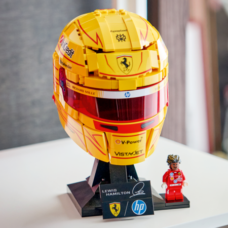 43022 LEGO® Editions Scuderia Ferrari HP Lewis Hamilton kiiver 