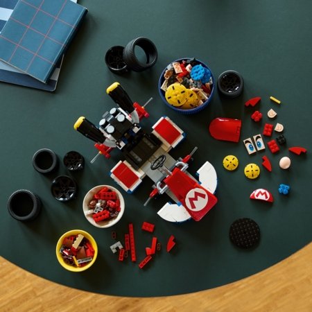 72037 LEGO® Super Mario Mario Kart™ – Mario ja Standard Kart 